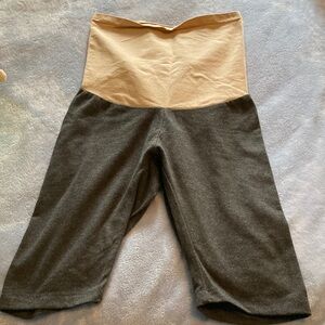 Motherhood Maternity Tan and Gray spandex capris